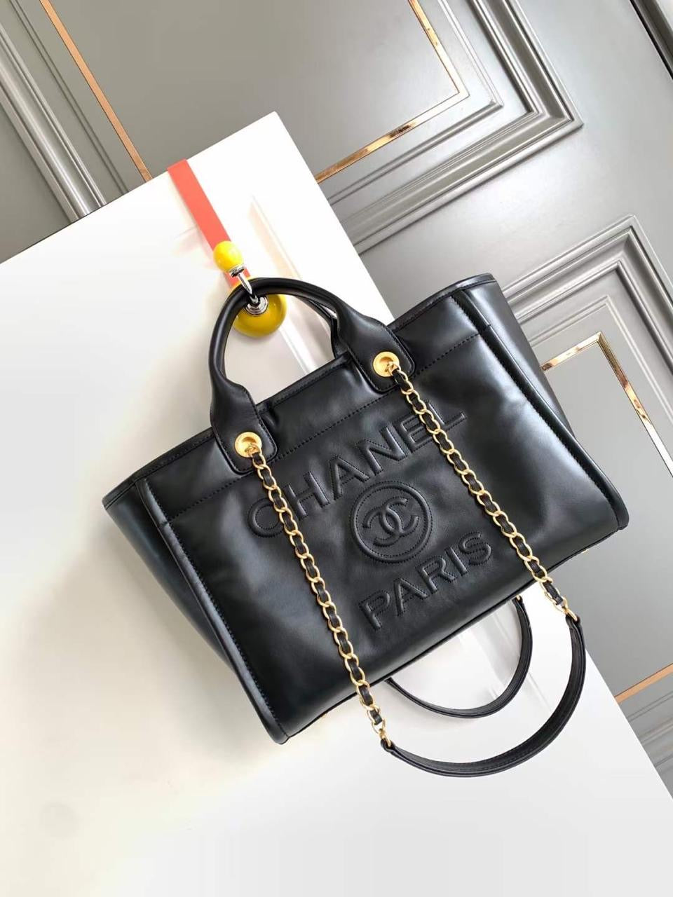 Black Tote Bag with Gold Chain – Urban Luxury