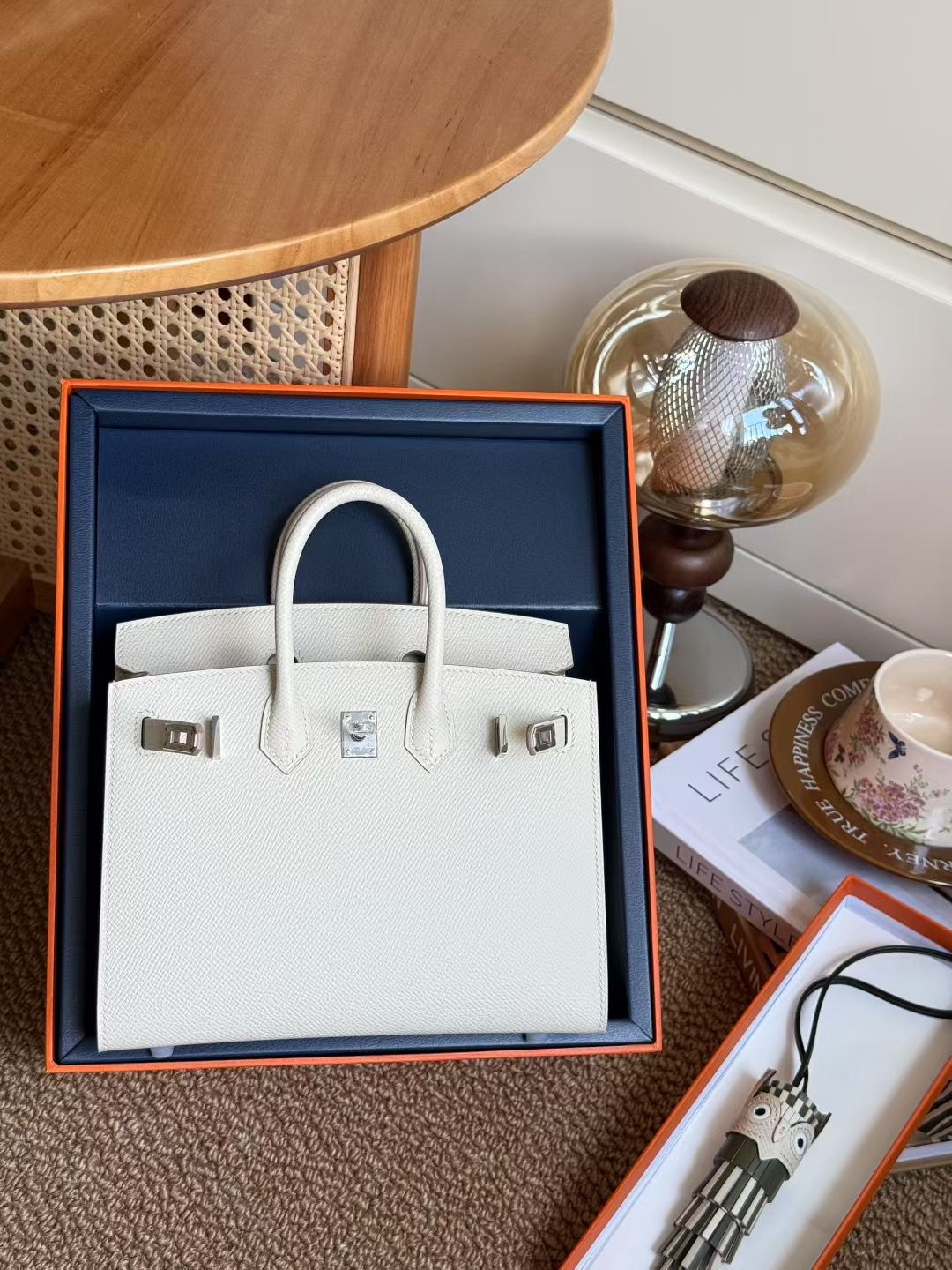 Luxury Structured Tote Bag – Epsom Leather with Palladium Hardware