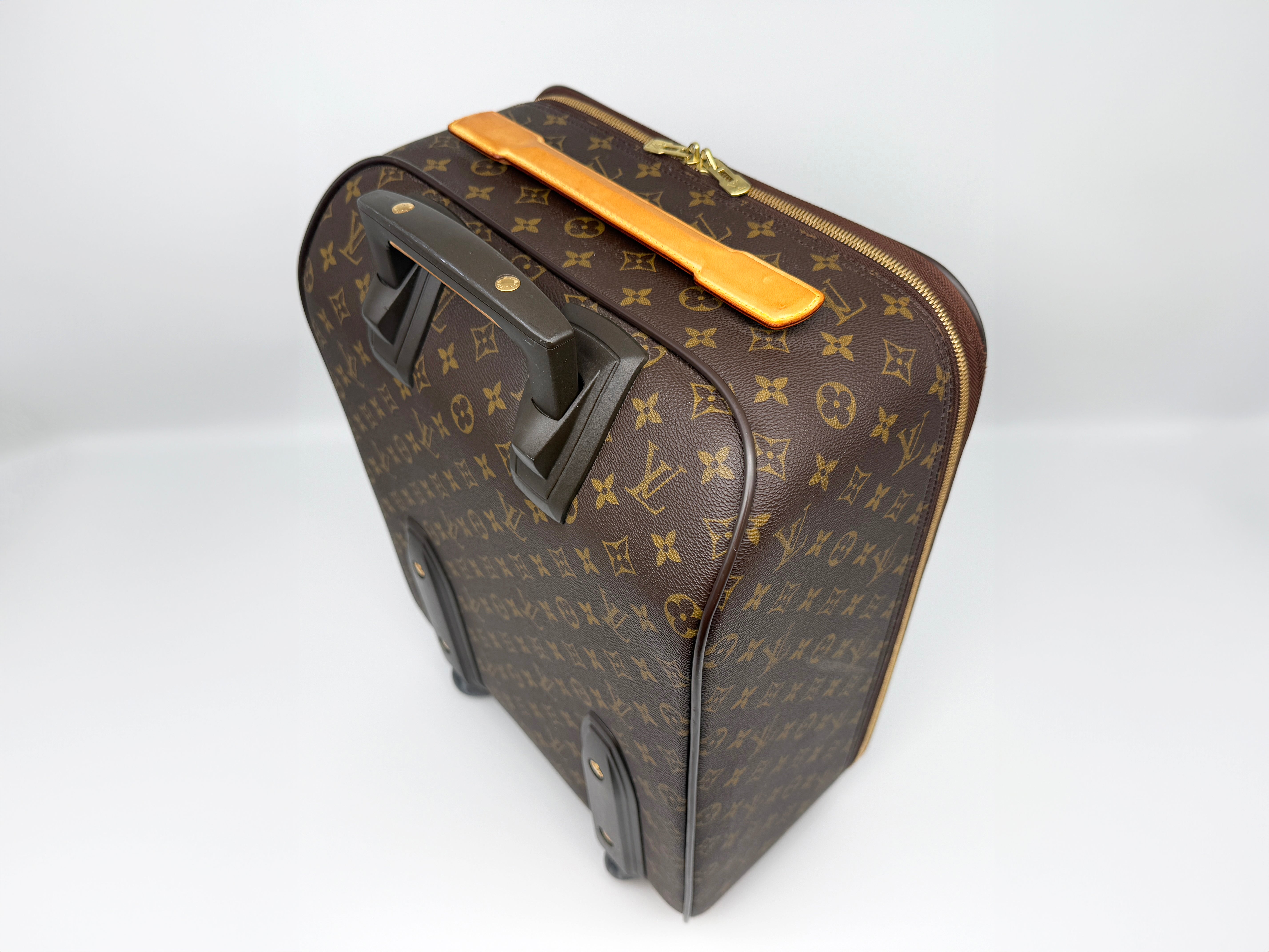 Louis Vuitton Pegase 45 Cabin Suitcase