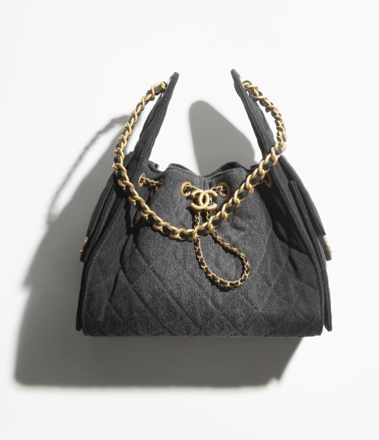 Chanel 25 - Grained Calfskin & Gold-Tone Metal  White